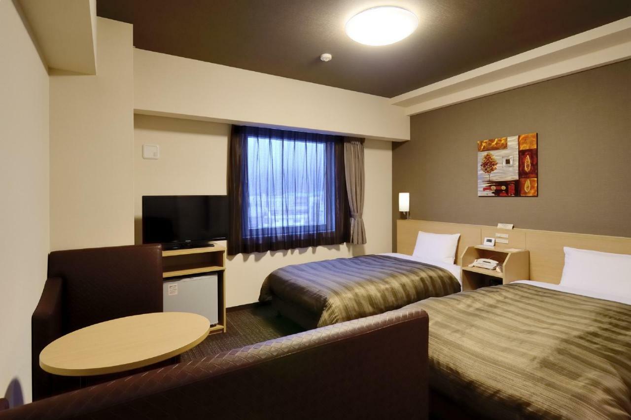 Hotel Route-Inn Nanao Ekihigashi Exterior foto